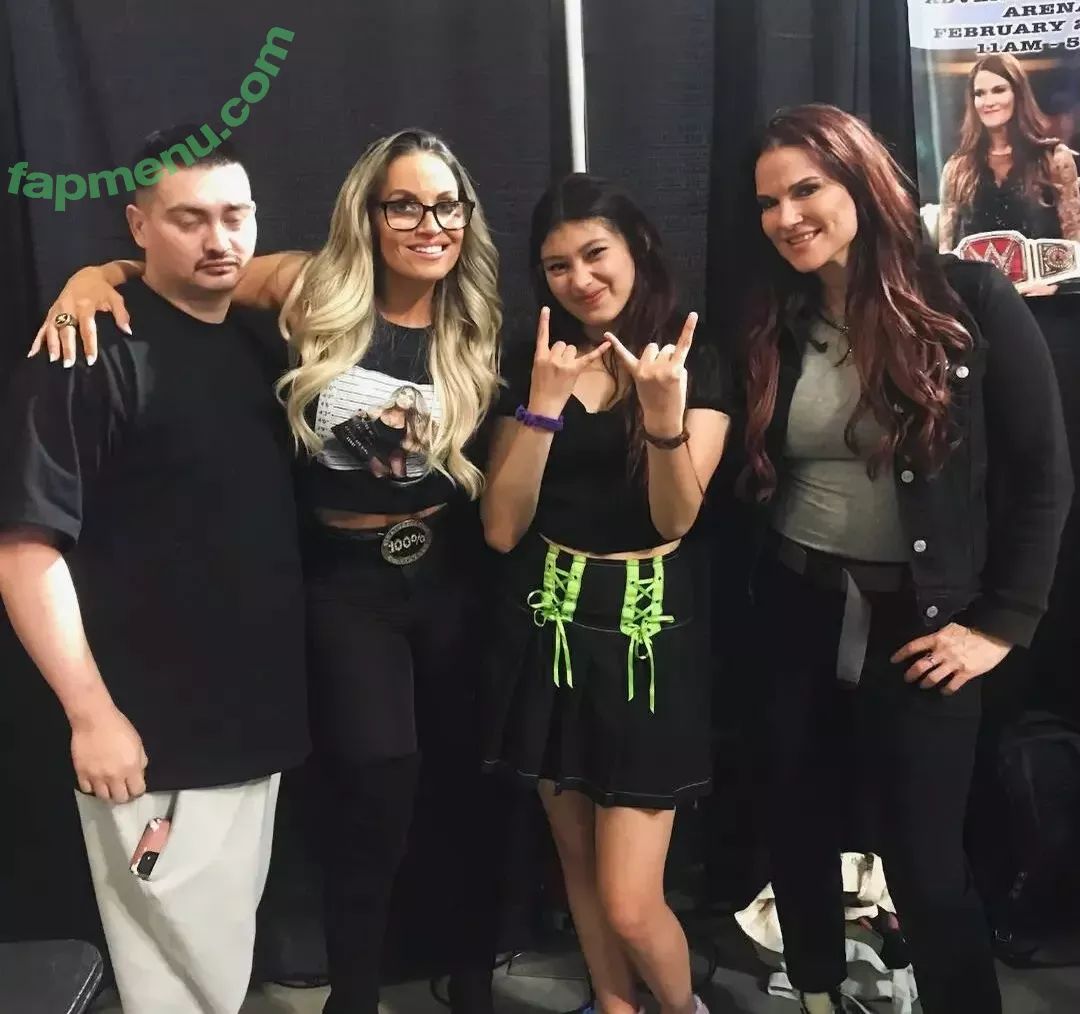 Trish Stratus nude photo #1532 (trishstratuscom)