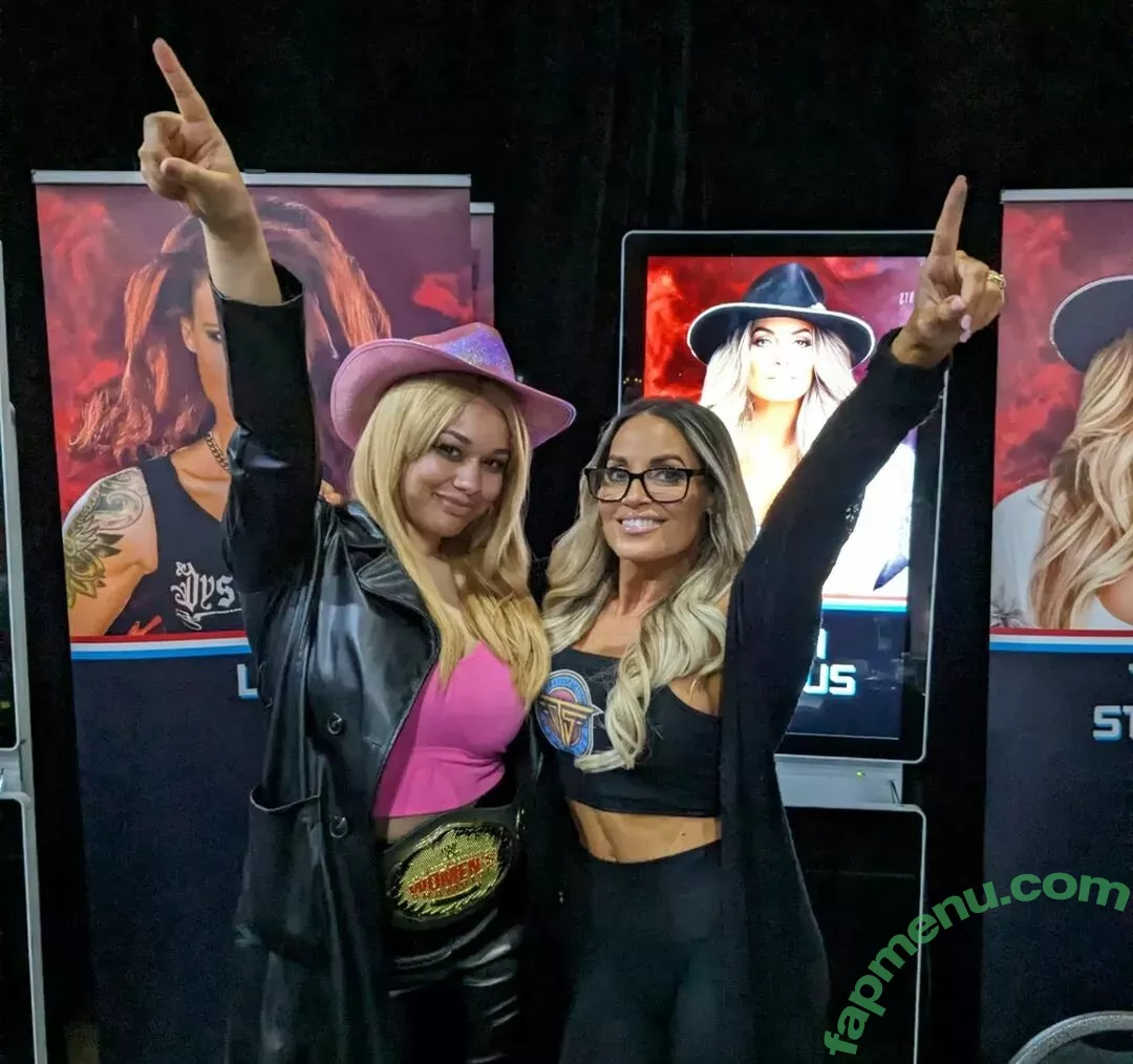 Trish Stratus nude photo #1583 (trishstratuscom)