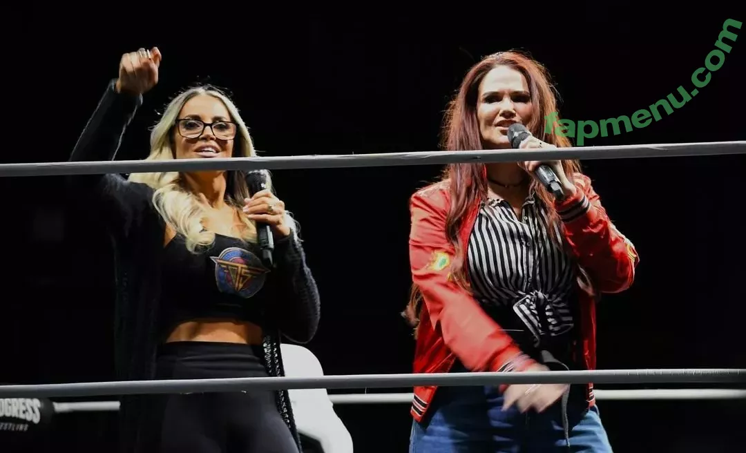 Trish Stratus nude photo #1600 (trishstratuscom)