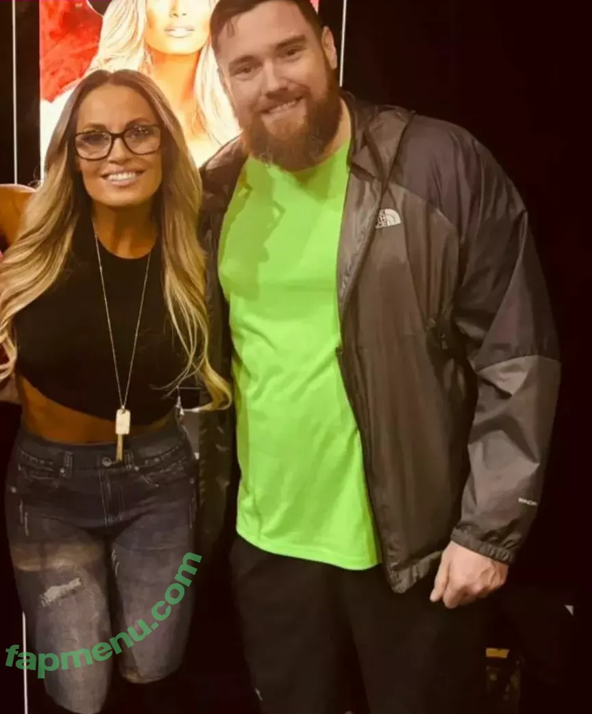 Trish Stratus nude photo #1603 (trishstratuscom)