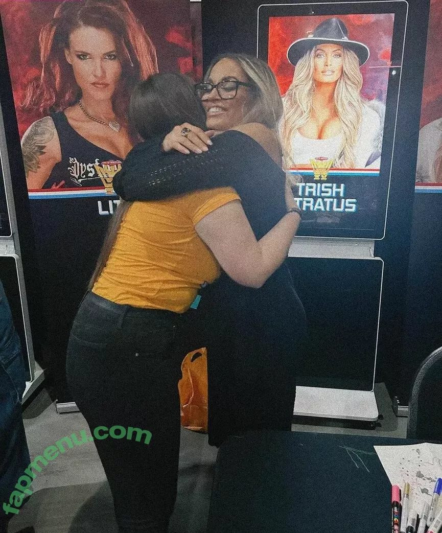 Trish Stratus nude photo #1619 (trishstratuscom)