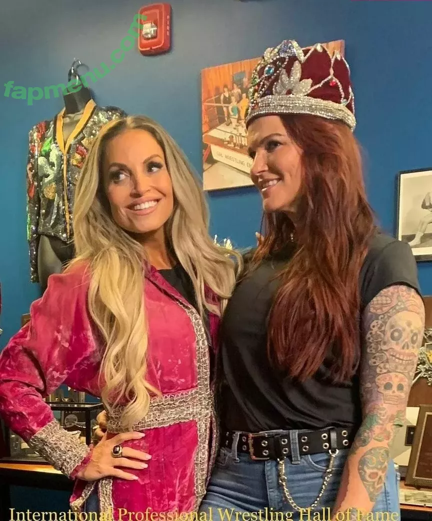 Trish Stratus nude photo #1627 (trishstratuscom)