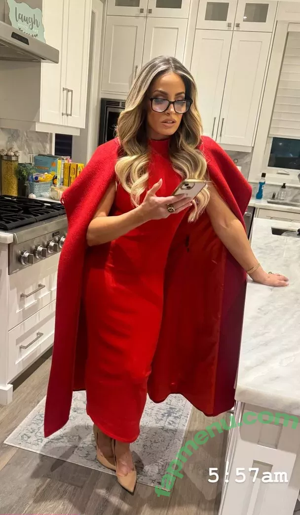 Trish Stratus nude photo #1655 (trishstratuscom)