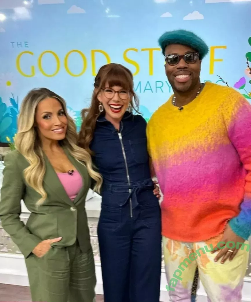 Trish Stratus nude photo #1659 (trishstratuscom)