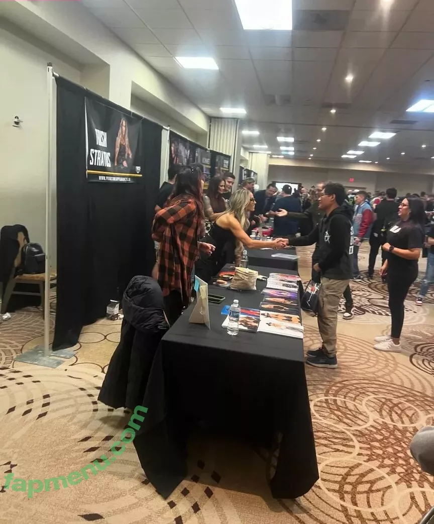 Trish Stratus nude photo #1690 (trishstratuscom)