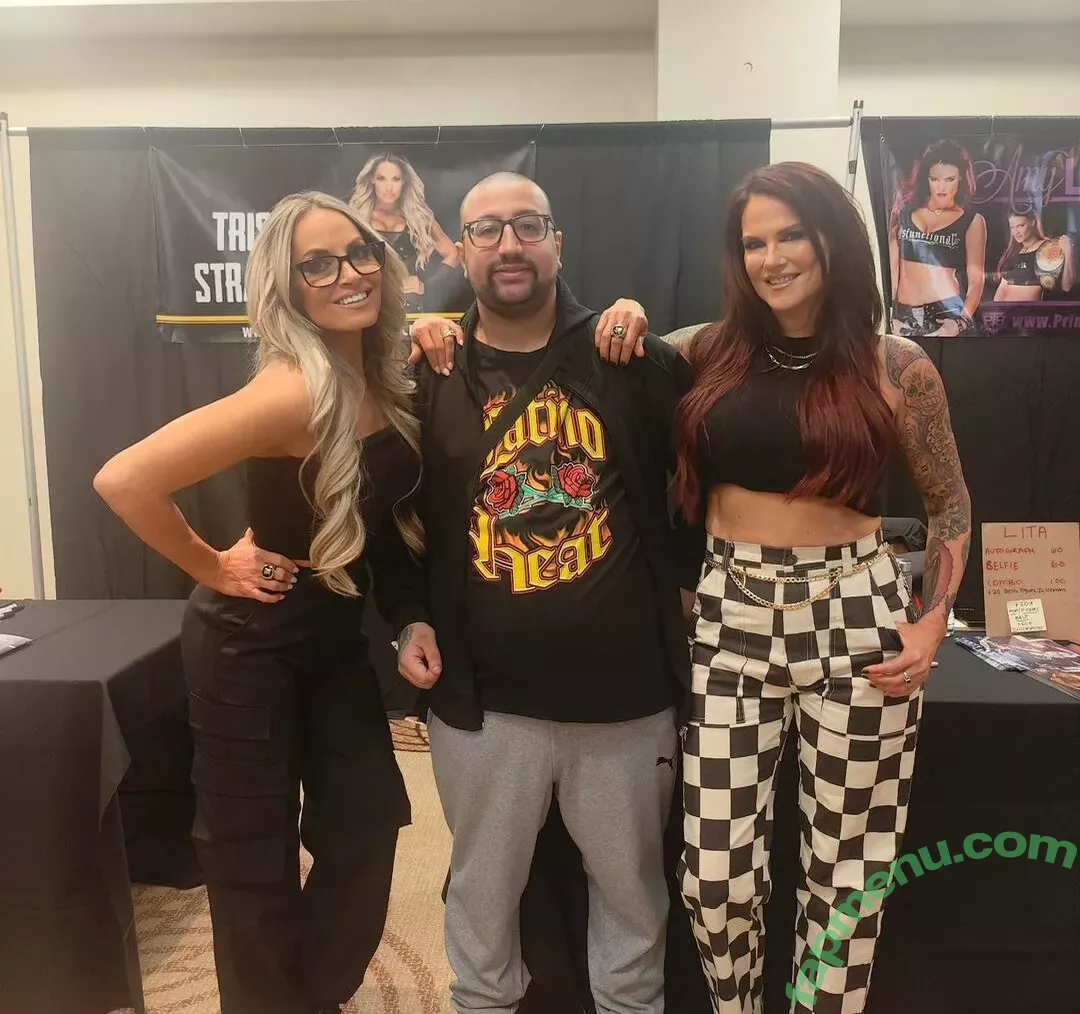 Trish Stratus nude photo #1705 (trishstratuscom)