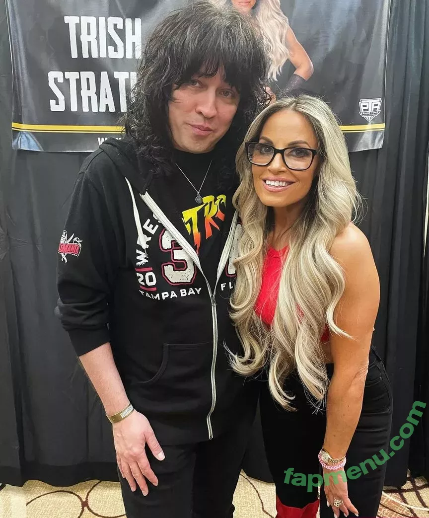 Trish Stratus nude photo #1736 (trishstratuscom)