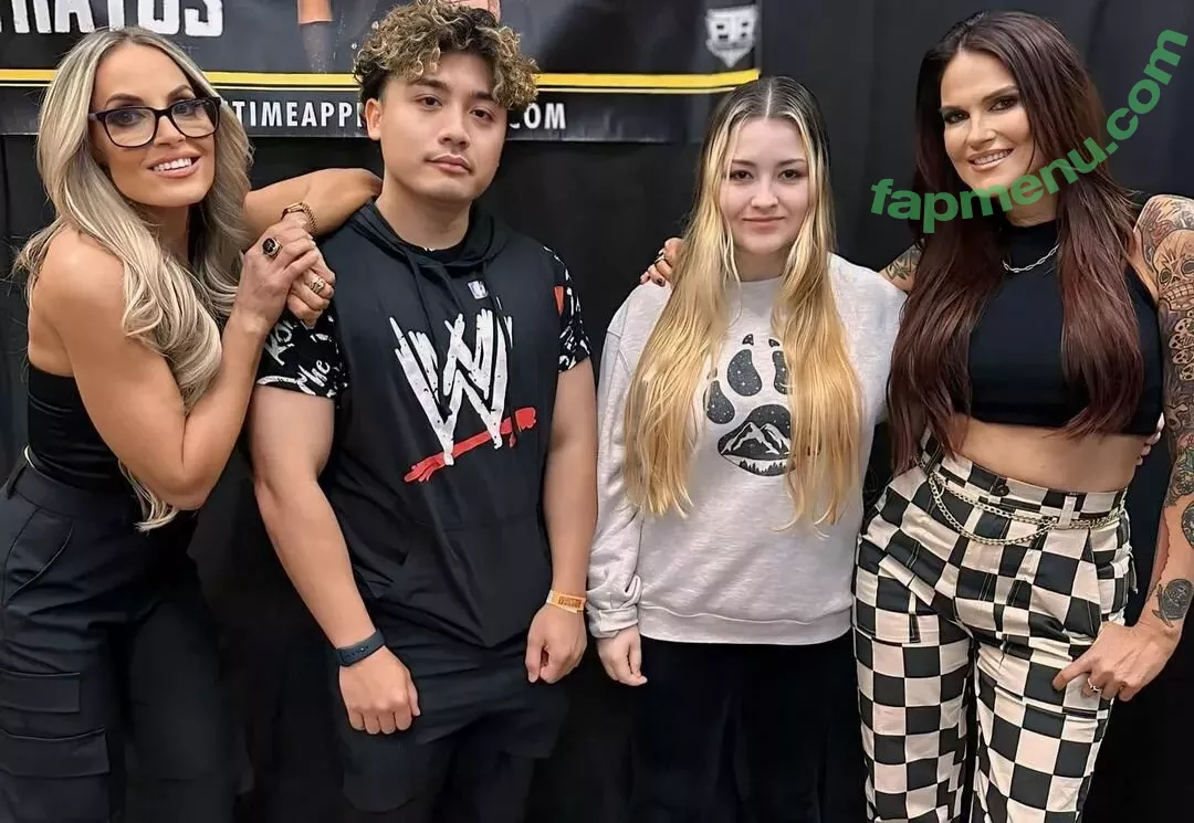 Trish Stratus nude photo #1738 (trishstratuscom)