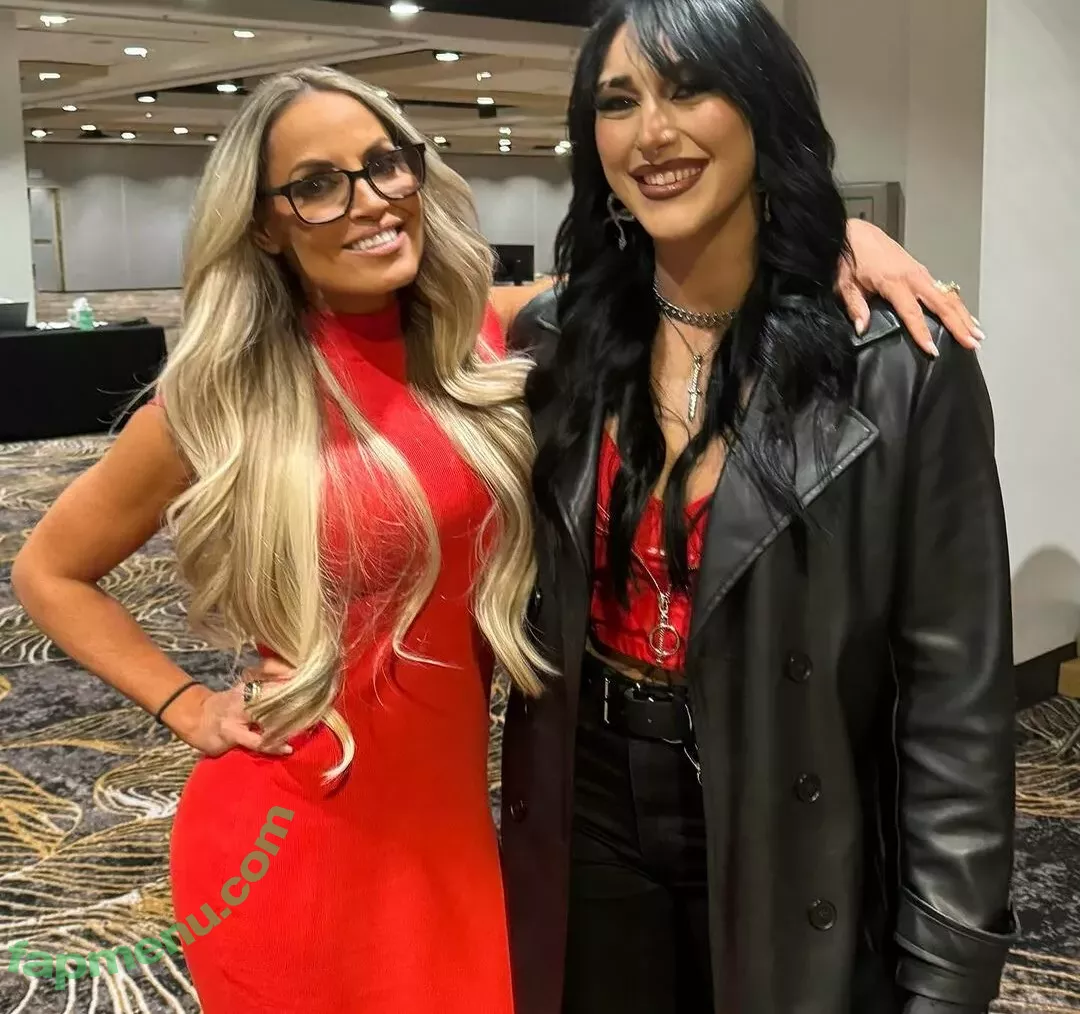 Trish Stratus nude photo #1776 (trishstratuscom)