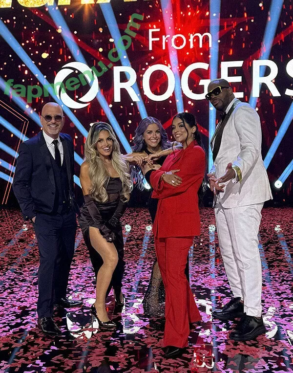 Trish Stratus nude photo #1809 (trishstratuscom)