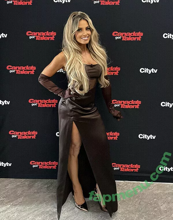 Trish Stratus nude photo #1813 (trishstratuscom)