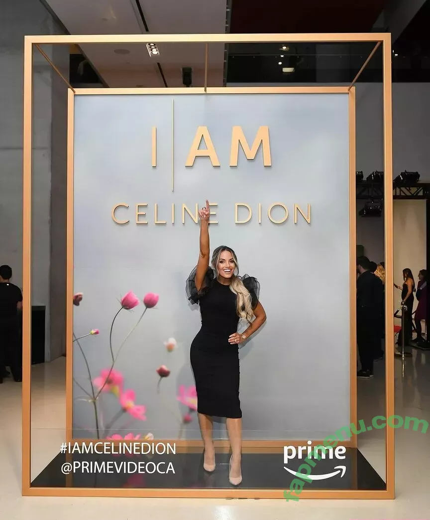 Trish Stratus nude photo #1841 (trishstratuscom)