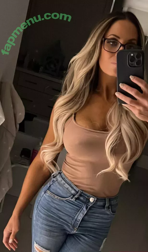 Trish Stratus nude photo #1858 (trishstratuscom)