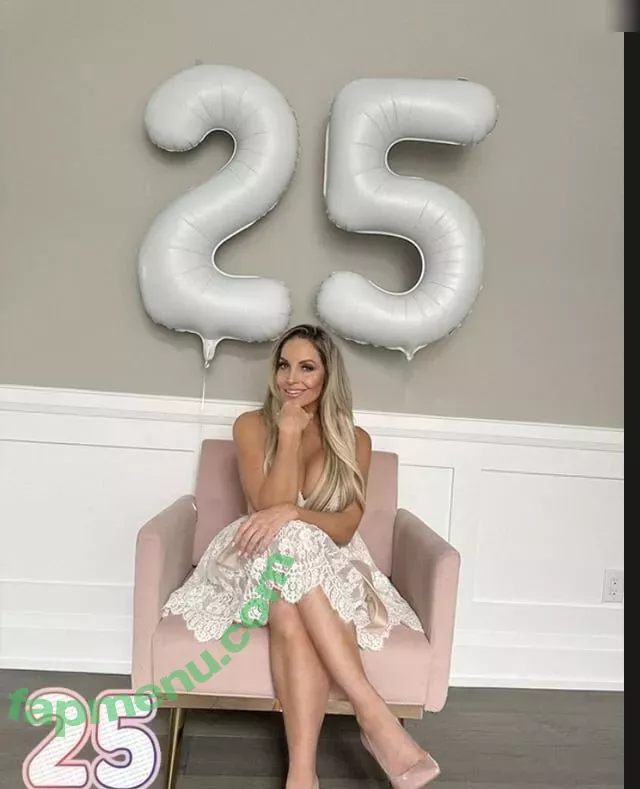 Trish Stratus nude photo #1895 (trishstratuscom)