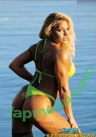 Trish Stratus nude photo #1900 (trishstratuscom)