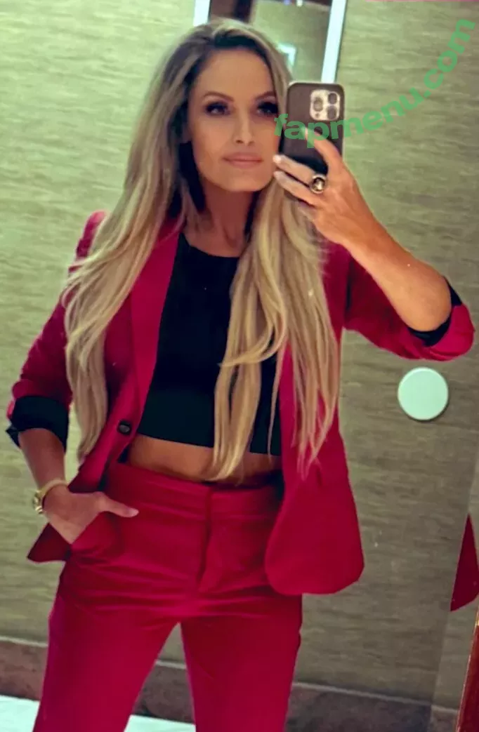 Trish Stratus nude photo #1940 (trishstratuscom)