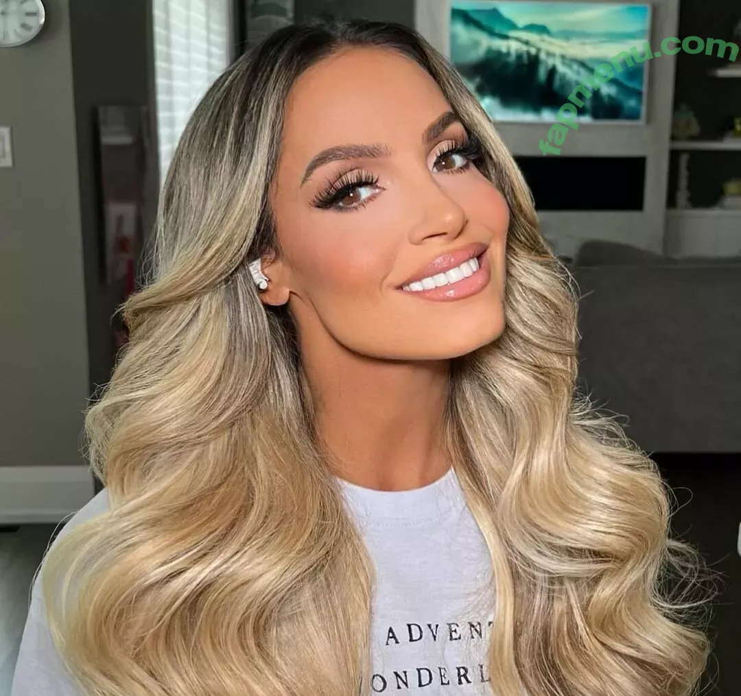 Trish Stratus nude photo #1960 (trishstratuscom)