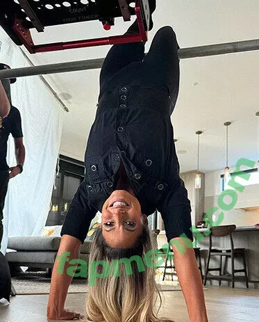 Trish Stratus nude photo #1969 (trishstratuscom)