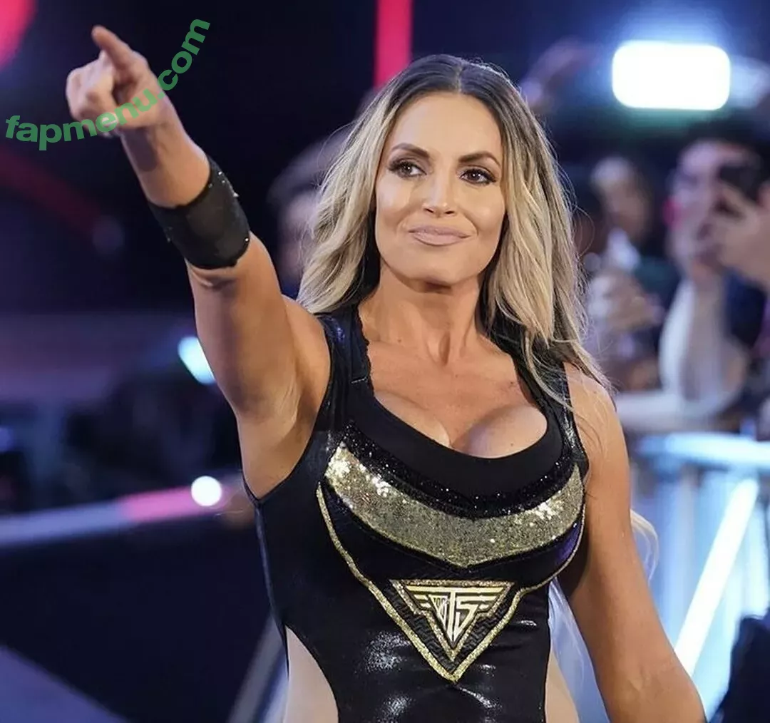 Trish Stratus nude photo #1978 (trishstratuscom)