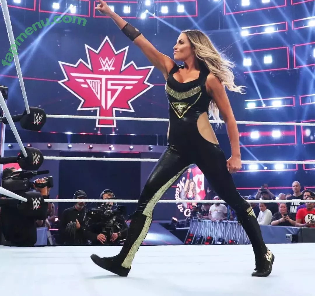 Trish Stratus nude photo #1985 (trishstratuscom)