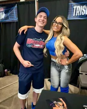 Trish Stratus / trishstratuscom nude photo #2029