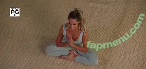 Trish Stratus / trishstratuscom nude photo #2447