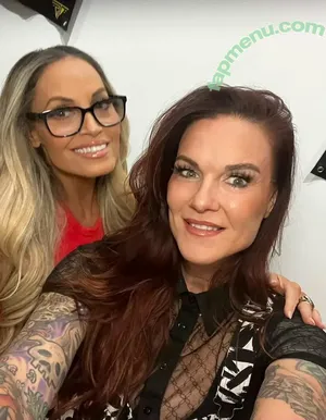 Trish Stratus / trishstratuscom nude photo #2491