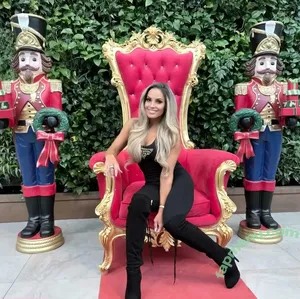 Trish Stratus / trishstratuscom nude photo #2510