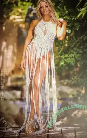 Trish Stratus / trishstratuscom nude photo #2541