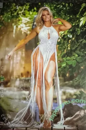 Trish Stratus / trishstratuscom nude photo #2544