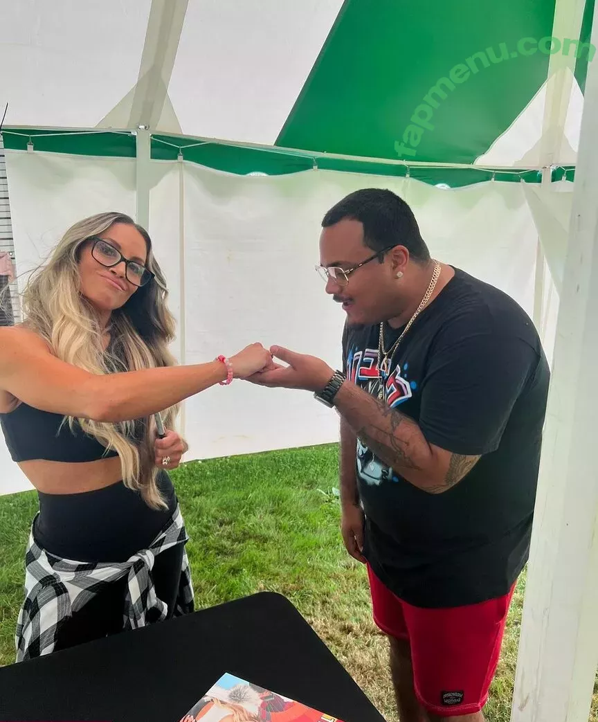 Trish Stratus nude photo #2002 (trishstratuscom)