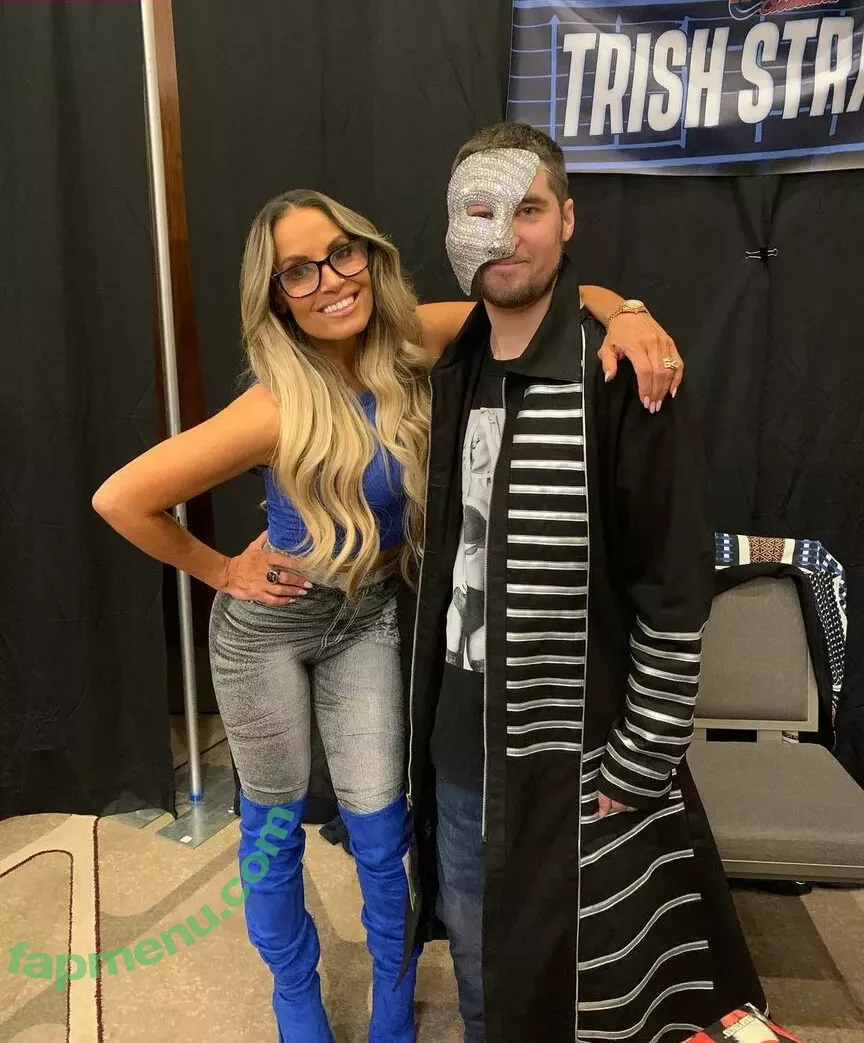 Trish Stratus nude photo #2010 (trishstratuscom)