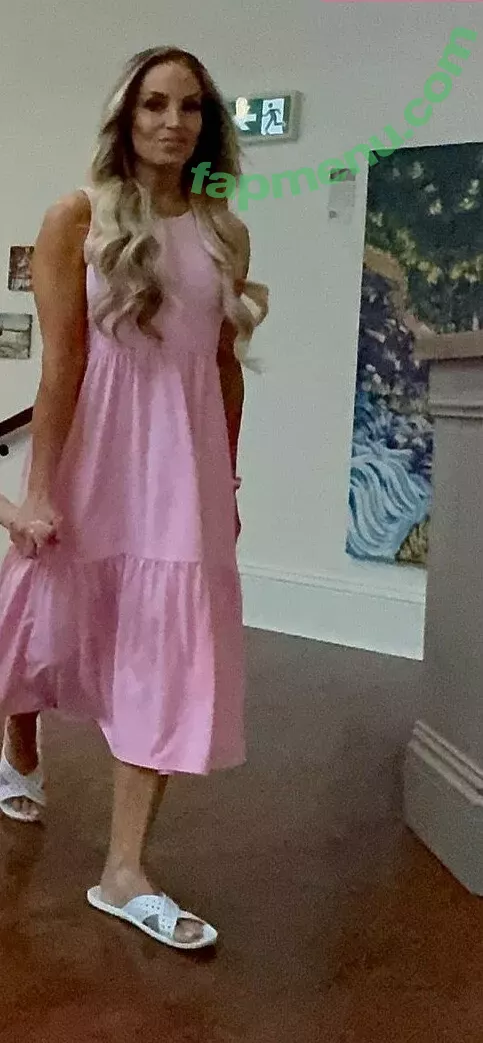 Trish Stratus nude photo #2055 (trishstratuscom)