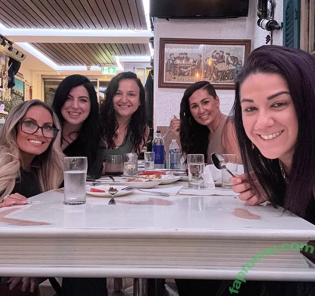 Trish Stratus nude photo #2057 (trishstratuscom)