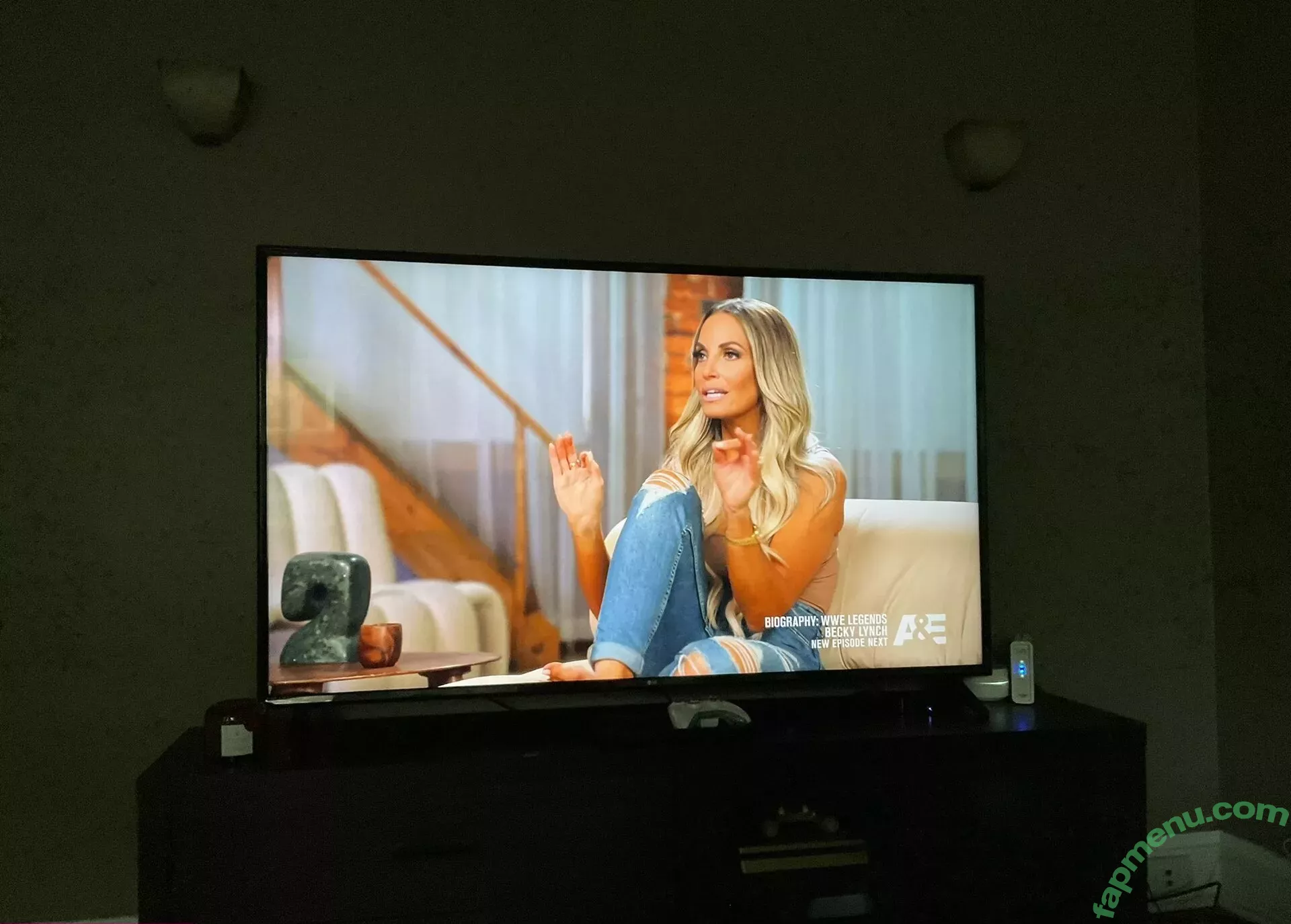 Trish Stratus nude photo #2066 (trishstratuscom)