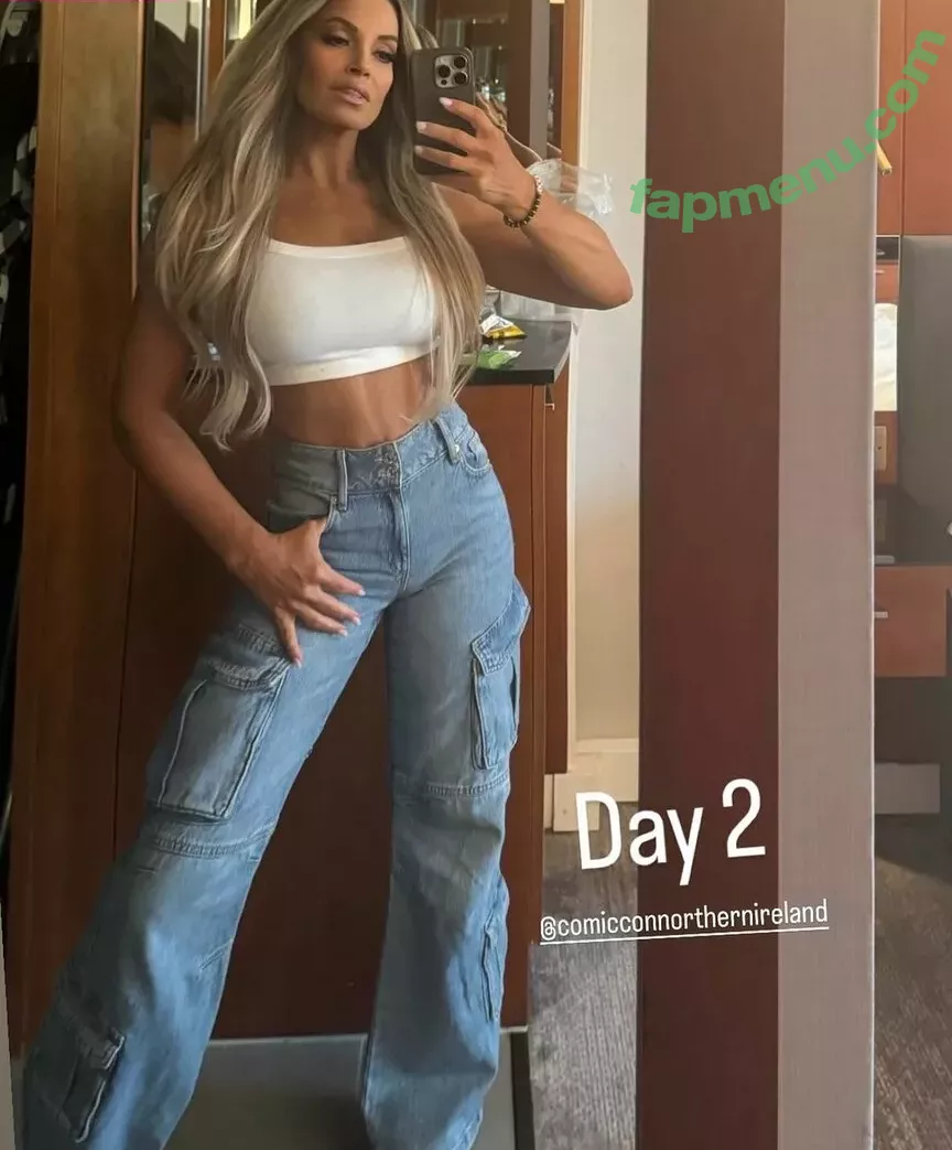 Trish Stratus nude photo #2068 (trishstratuscom)