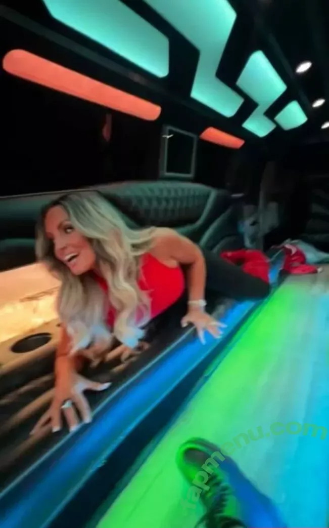 Trish Stratus nude photo #2114 (trishstratuscom)