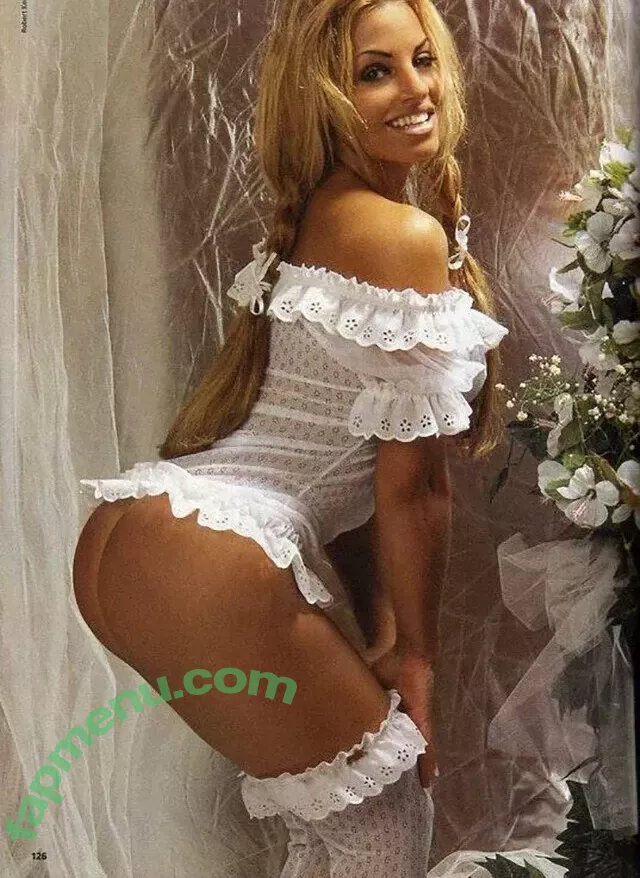 Trish Stratus nude photo #2237 (trishstratuscom)