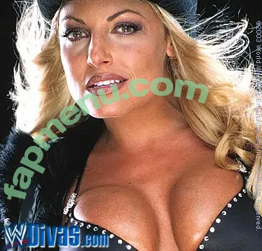 Trish Stratus nude photo #2367 (trishstratuscom)