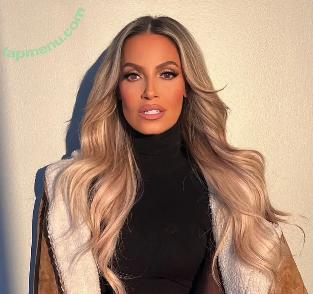 Trish Stratus nude photo #2460 (trishstratuscom)