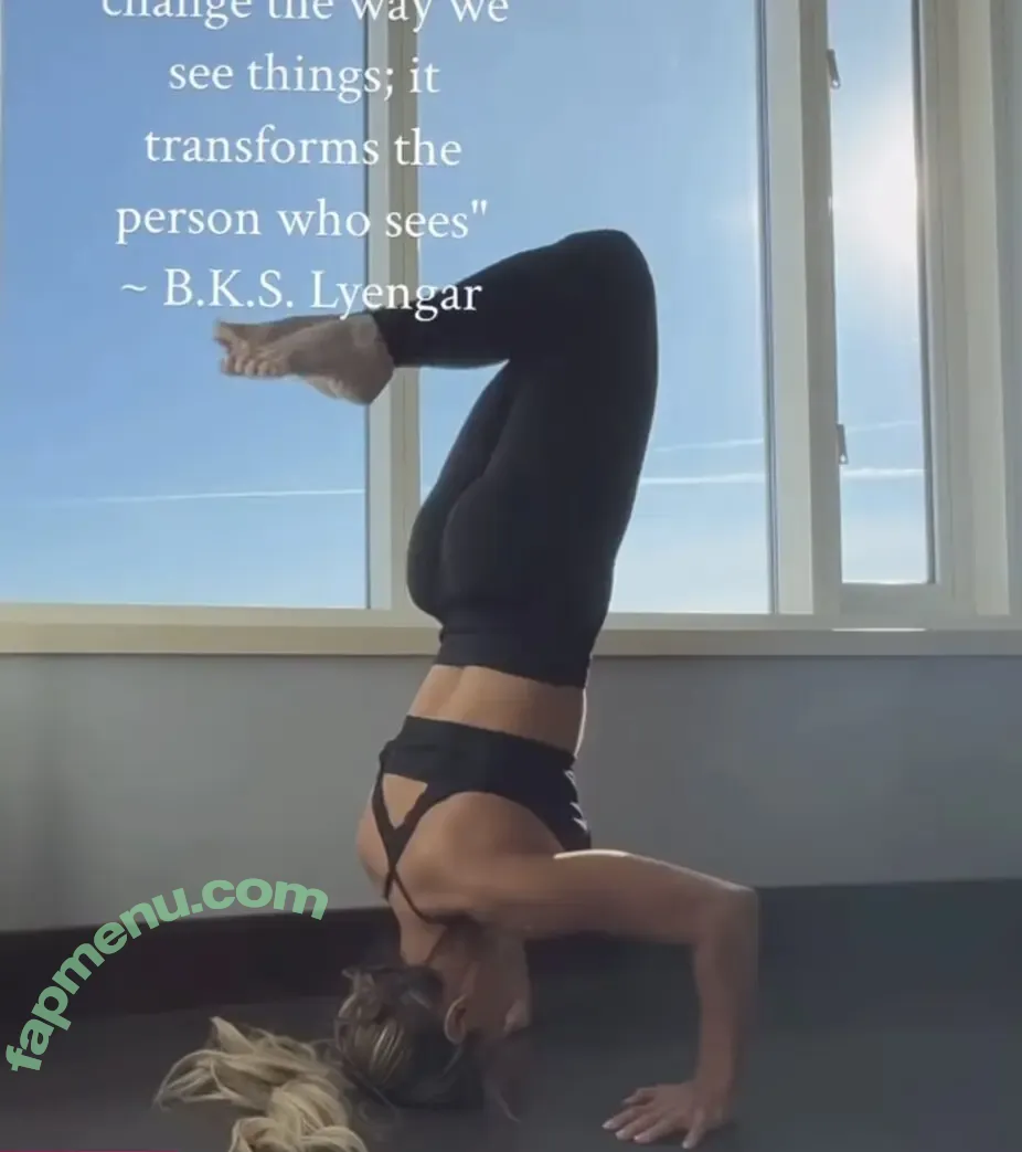 Trish Stratus nude photo #2479 (trishstratuscom)