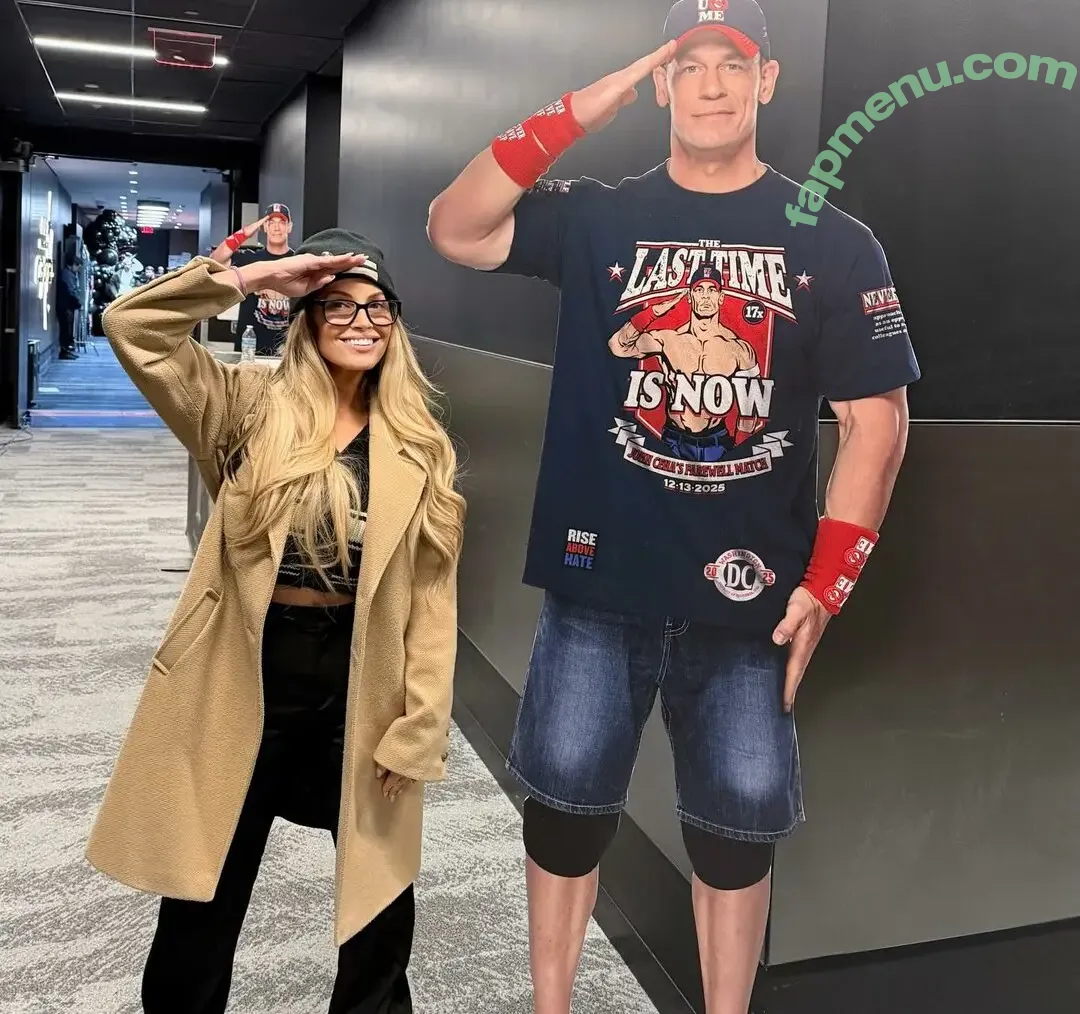 Trish Stratus nude photo #2505 (trishstratuscom)