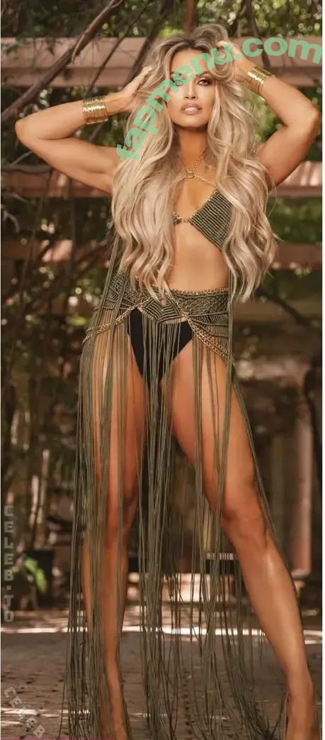 Trish Stratus nude photo #2528 (trishstratuscom)