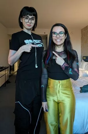 Trisha Hershberger / thatgrltrish / trishahershberger / trishahershbergerstreams nude photo #0905