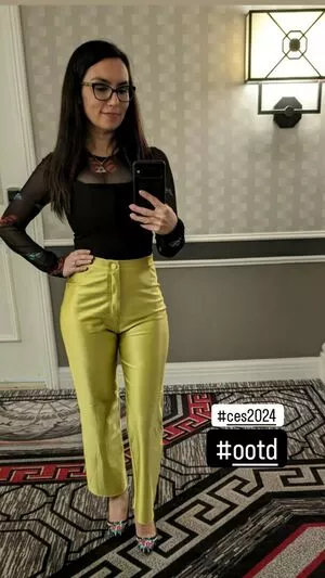 Trisha Hershberger / thatgrltrish / trishahershberger / trishahershbergerstreams nude photo #0907