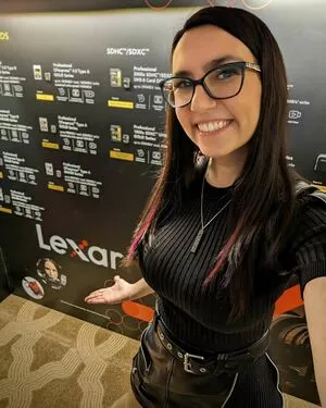 Trisha Hershberger / thatgrltrish / trishahershberger / trishahershbergerstreams nude photo #0908