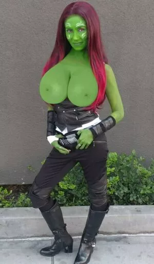 Trisha Hershberger / thatgrltrish / trishahershberger / trishahershbergerstreams nude photo #0987