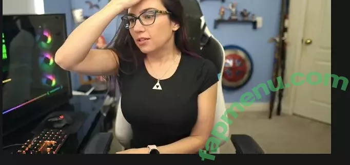 Trisha Hershberger nude photo #0331 (thatgrltrish / trishahershberger / trishahershbergerstreams)