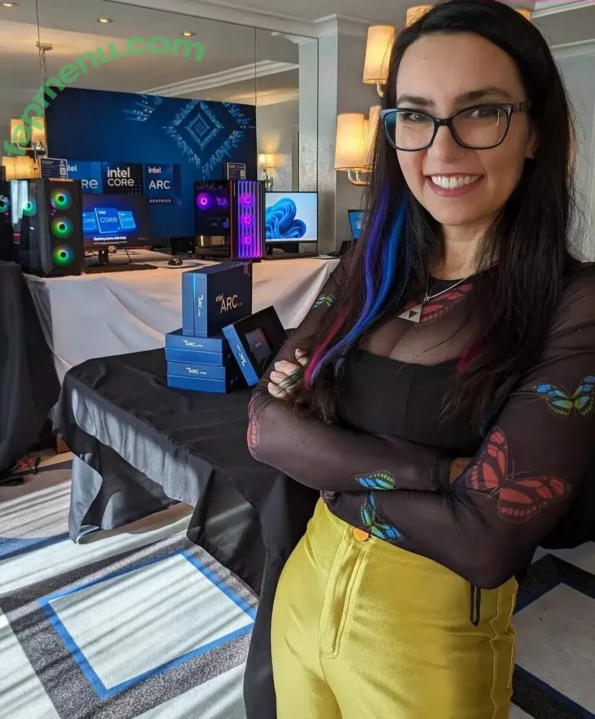 Trisha Hershberger nude photo #0912 (thatgrltrish / trishahershberger / trishahershbergerstreams)