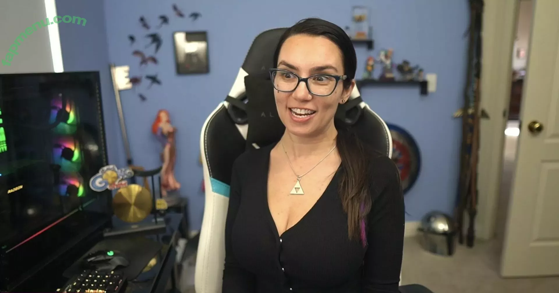 Trisha Hershberger nude photo #0934 (thatgrltrish / trishahershberger / trishahershbergerstreams)